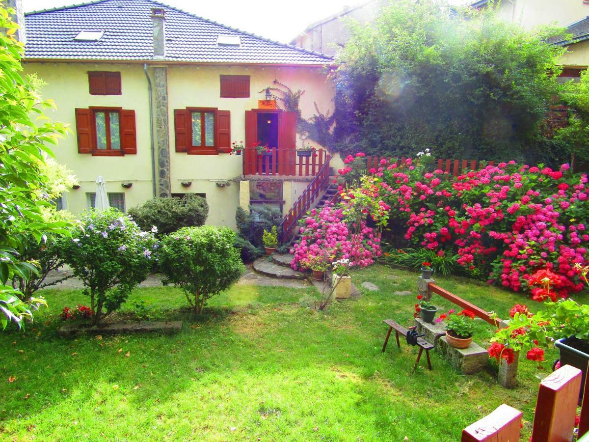 Aucairn Villa Château-Verdun Buitenkant foto